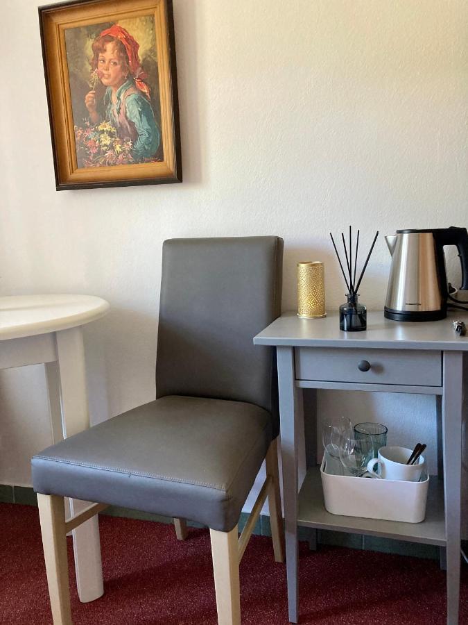 Guesthouse Mikulas Mikulov - Free Parking In The City Center ภายนอก รูปภาพ