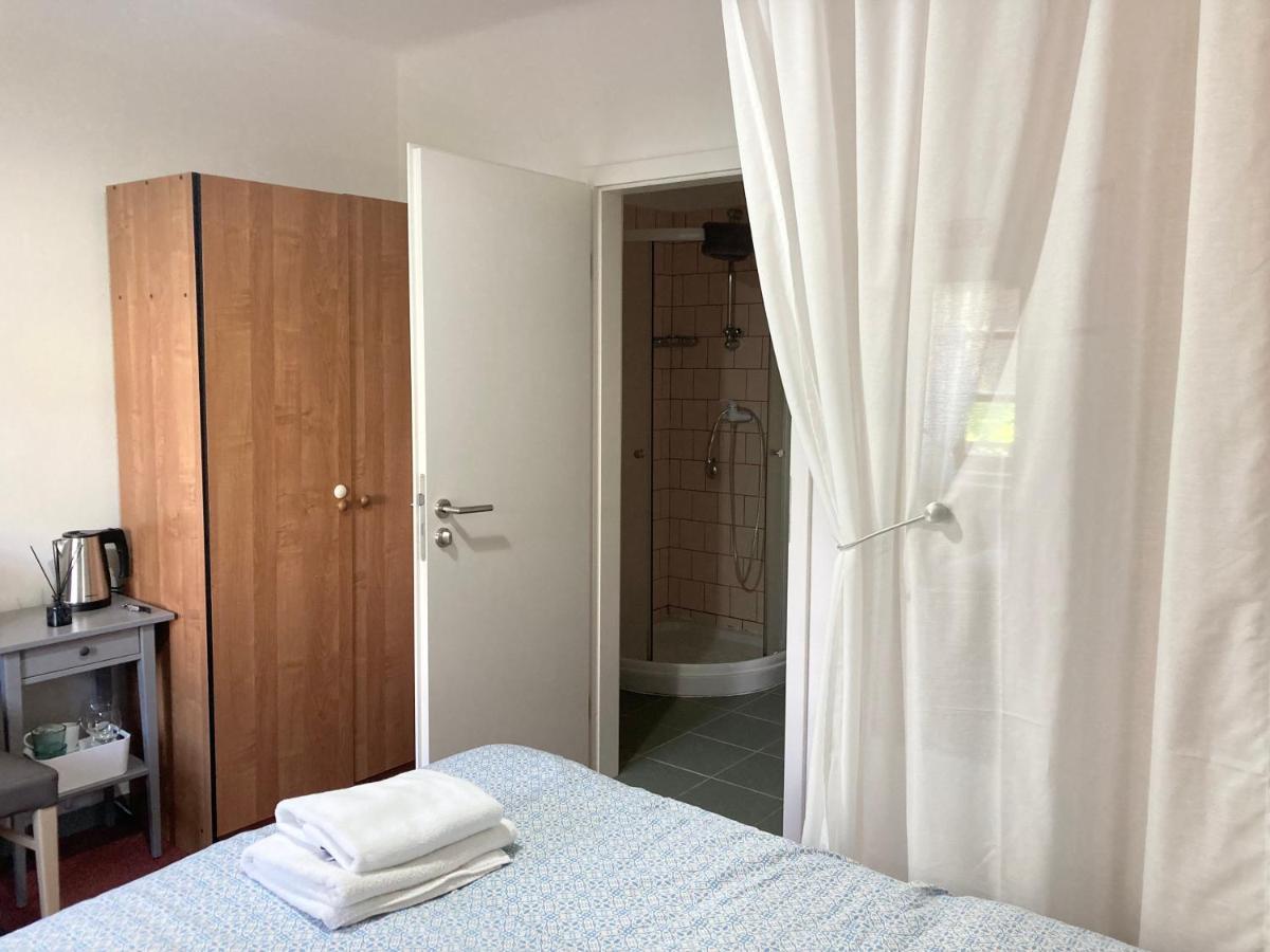Guesthouse Mikulas Mikulov - Free Parking In The City Center ภายนอก รูปภาพ