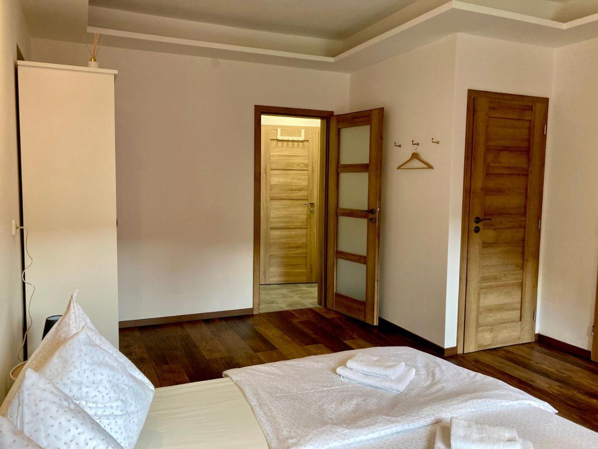 Guesthouse Mikulas Mikulov - Free Parking In The City Center ภายนอก รูปภาพ