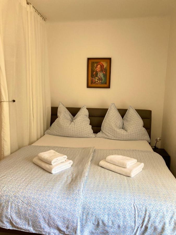 Guesthouse Mikulas Mikulov - Free Parking In The City Center ภายนอก รูปภาพ